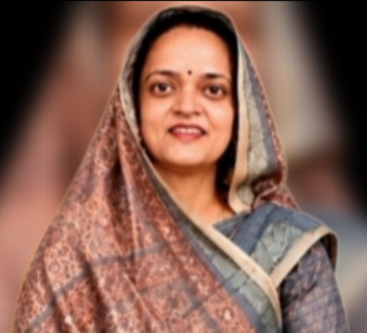 बिजौलिया नगर पालिका की पहली चेयर पर्सन स्नेहा तिवाड़ी ने पदभार संभाला