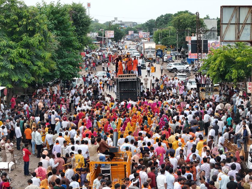 विधायक गोपाल खंडेलवाल के नेतृत्व में त्रिवेणी संगम से मुंडला हनुमान तक निकली भव्य कावड़ यात्रा