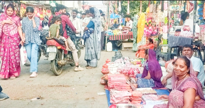 बिजौलिया में लंबे समय बाद छाई रौनक,दिवाली बनी छोटे व्यापारियों के लिए संजीवनी