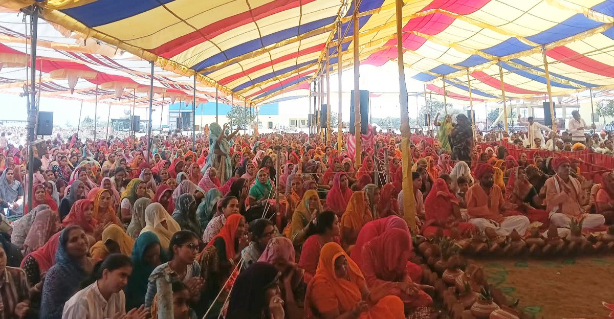 गुरुदेव प्रेमनारायण महाराज ने कहा-अंतिम समय में भगवान का स्मरण ही जीव को परम धाम ले जाता है
