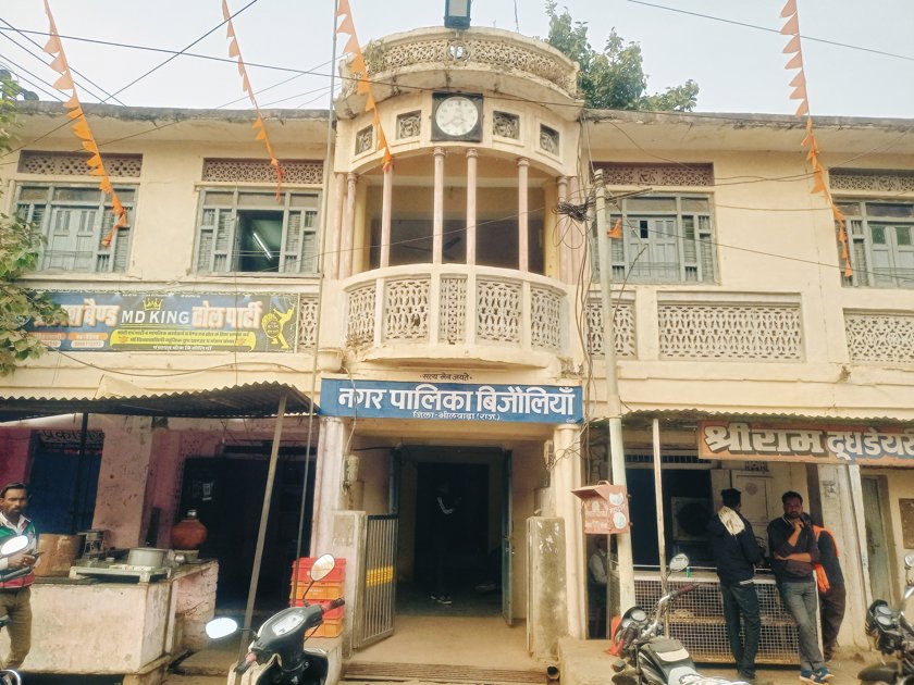 सुबह 9:30 से दोपहर 3 बजे तक होंगे नामांकन, एसडीएम कार्यालय में हेल्प डेस्क तैयार