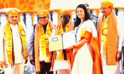 एमएलएसयू उदयपुर से शोध पूर्ण करने पर राज्यपाल ने किया सम्मानित 