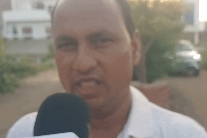 वार्ड 1 में मूलभूत सुविधाओं का मुद्दा हावी, मतदाता बोले-काम करने वाले को देंगे वोट